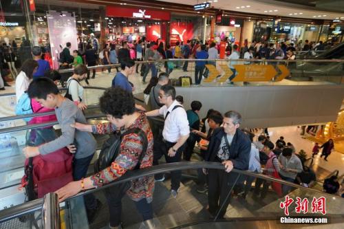 中国“五一”假期今日正式开启 中国“五一”假期今日正式开启