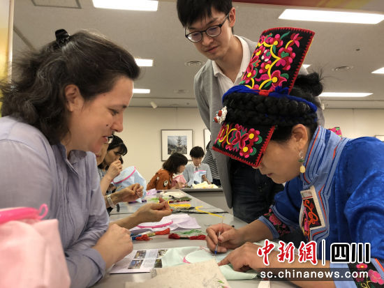文化交流活动现场。 文化交流活动现场。