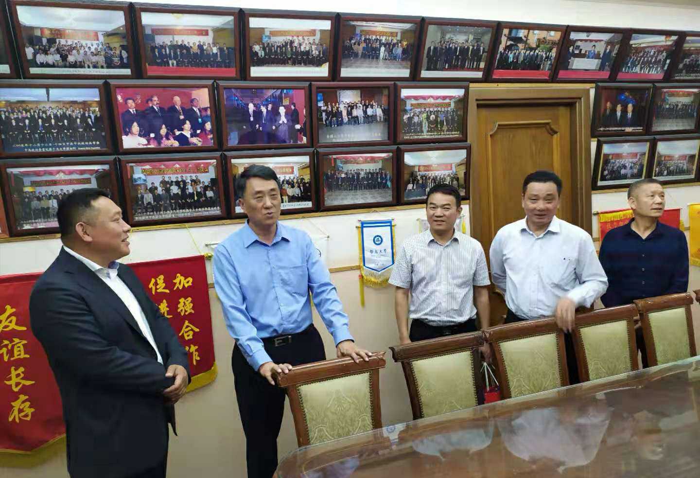 云南省委统战部考察团到访阿中福清会馆 云南省委统战部考察团到访阿中福清会馆