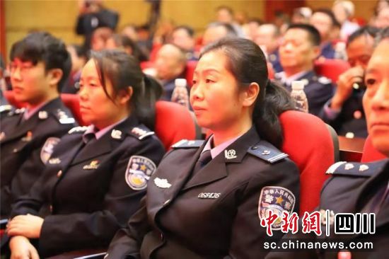 宣讲活动现场。 钟欣 摄 宣讲活动现场。 钟欣 摄